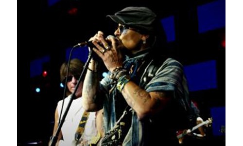 JOHNNY DEPP OTEL ODASINDA BAYGIN BULUNDU